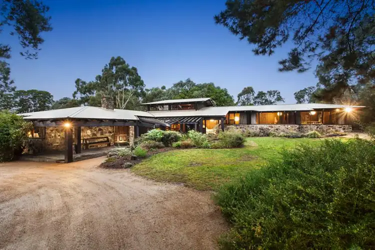 138 Berringa Road, Park Orchards VIC 3114