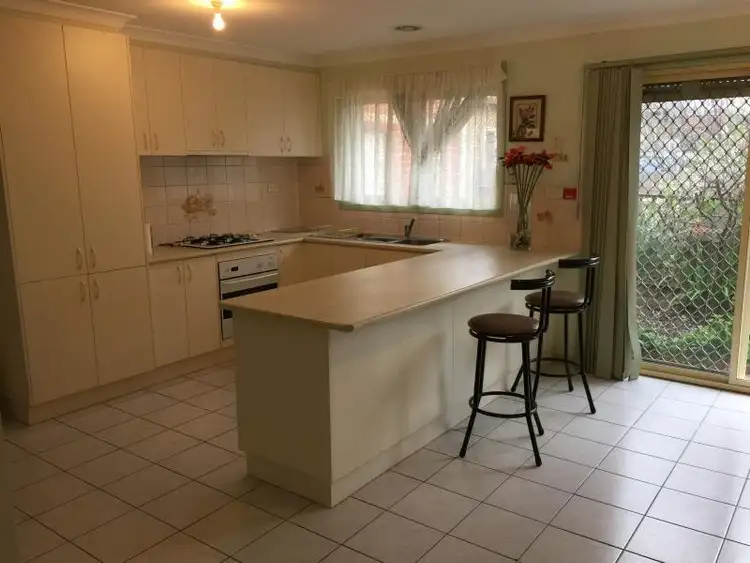 Second view of Homely unit listing, 2/15 Craigielea Avenue, St Albans VIC 3021