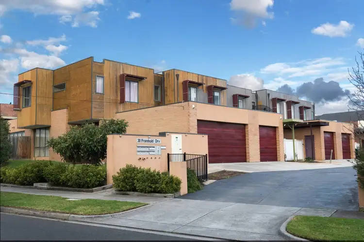 3/30 Fromhold Drive, Doncaster VIC 3108