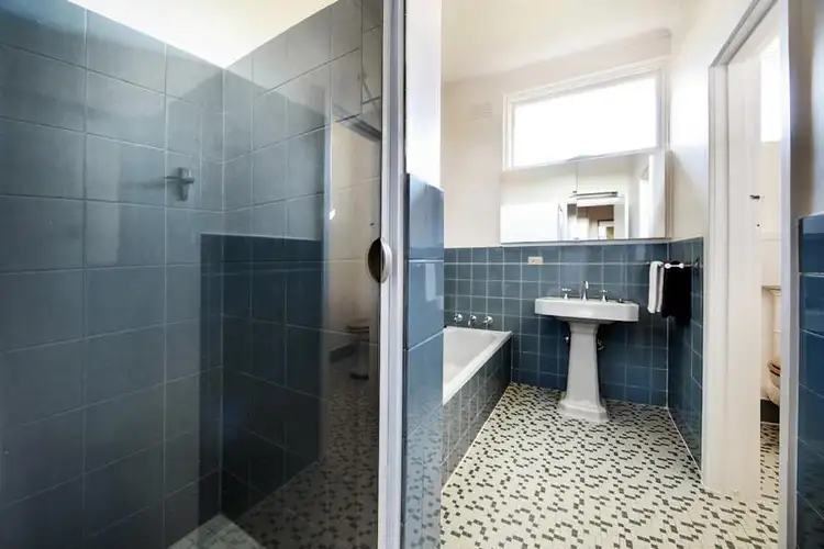 Fifth view of Homely apartment listing, 6/3 Canberra Road, Toorak VIC 3142