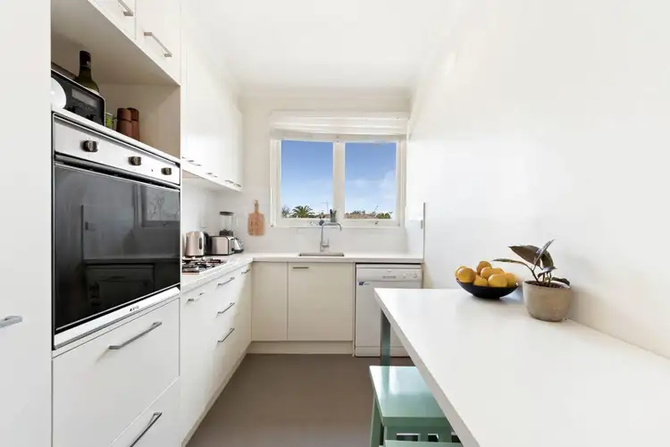 Third view of Homely apartment listing, 5/5 Willow Grove, Canterbury VIC 3126