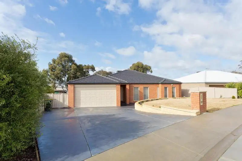 Main view of Homely house listing, 7 Alfred Drive, Castlemaine VIC 3450