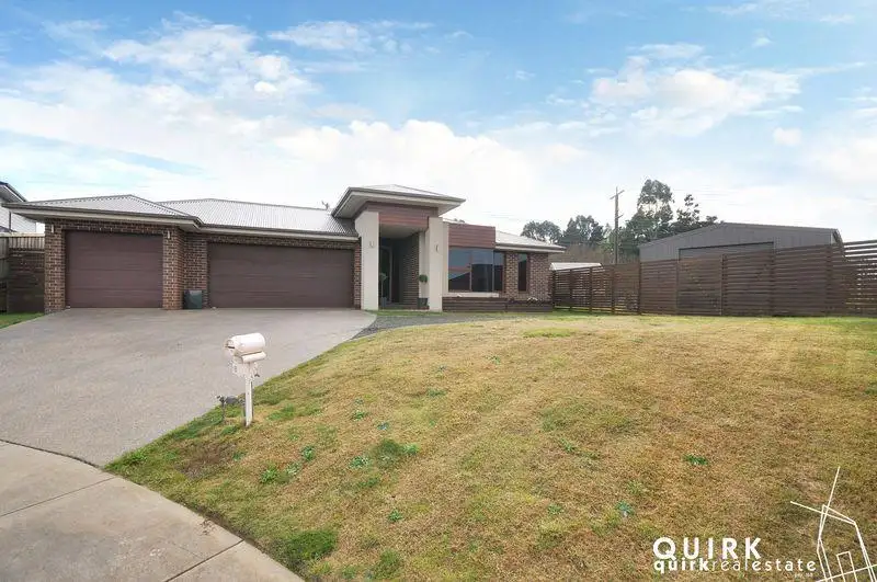 Main view of Homely house listing, 8 Jerdan Place, Warragul VIC 3820