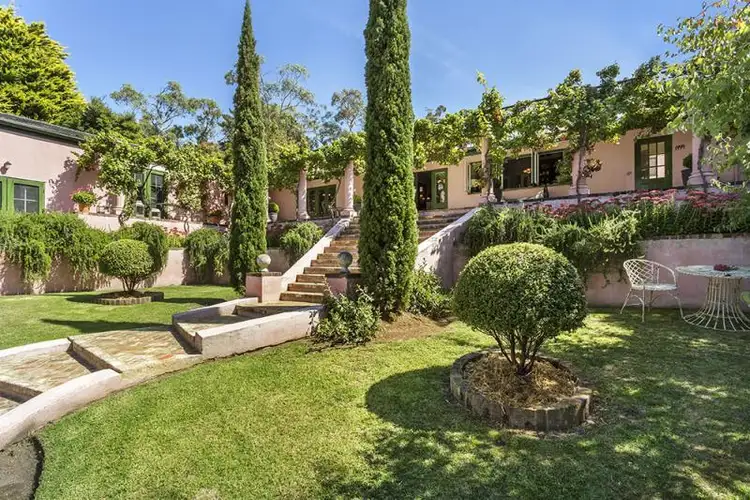 62 Walkers Road, Mount Eliza VIC 3930
