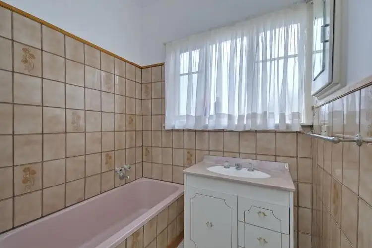 Seventh view of Homely house listing, **UNDER CONTRACT*146 Vincent Road, Morwell VIC 3840