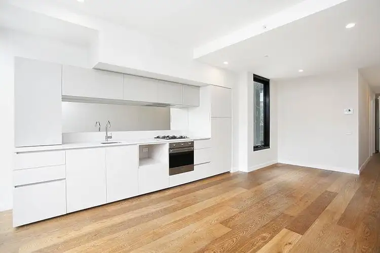 879 Dandenong Road
