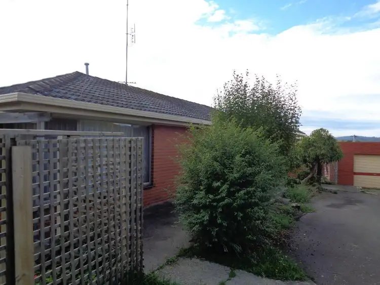 12 Williams Avenue, Churchill VIC 3842