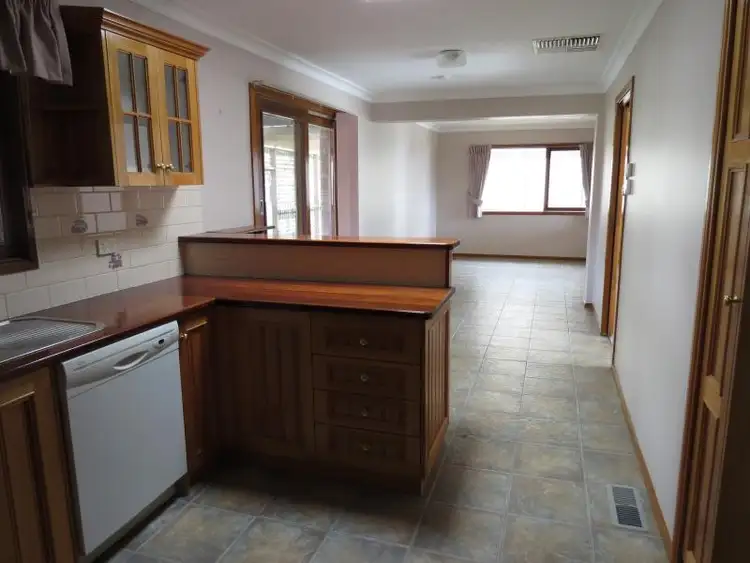 Sixth view of Homely house listing, 8 Fuller Street, Maryborough VIC 3465