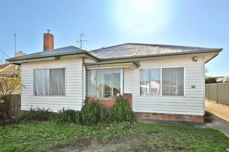 32 Victoria Street, Sebastopol VIC 3356