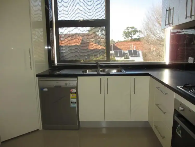 Fourth view of Homely apartment listing, 16/94 Tennyson Street, Elwood VIC 3184