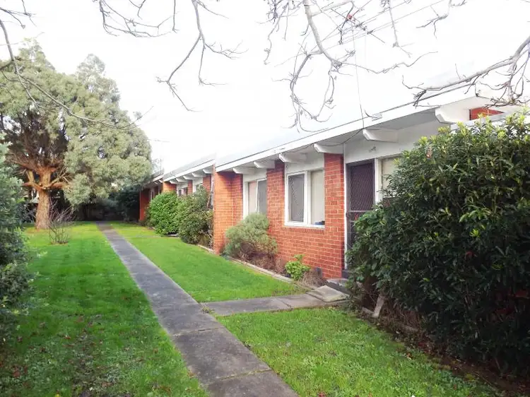 1,2,3&4/4 Lyndale Court, Ferntree Gully VIC 3156