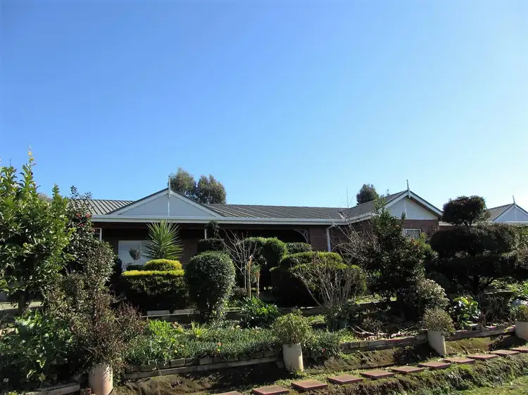 Sixth view of Homely rural property listing, 4 Quentin Court, Drouin VIC 3818