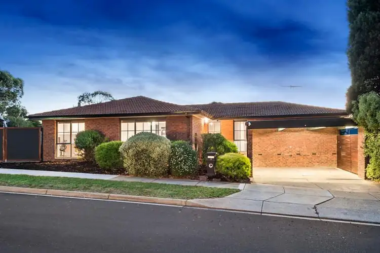 1 Wondalea Crescent, Wantirna VIC 3152