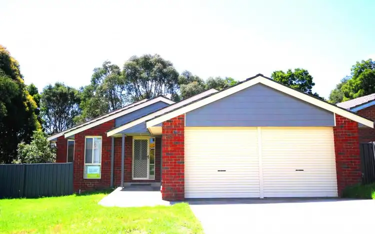 17 Wattletree Drive, Mount Helen VIC 3350