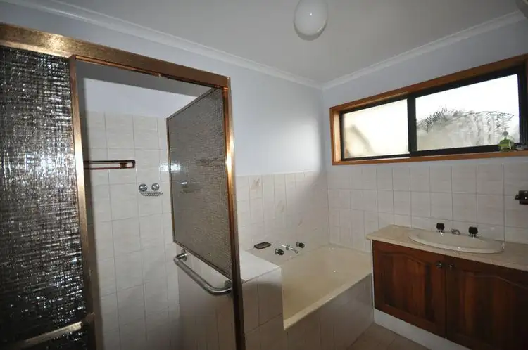 Sixth view of Homely townhouse listing, 1/4 Alexander Street, Warragul VIC 3820