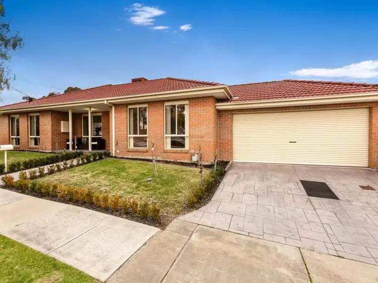 30 Mountain View Road, Nunawading VIC 3131