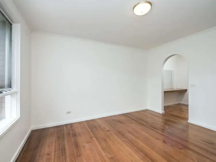 Fifth view of Homely unit listing, 1/130 Windsor Crescent, Surrey Hills VIC 3127