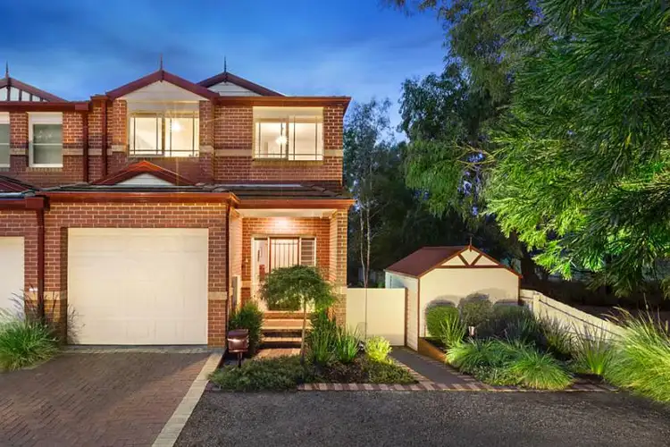4/1 Scarlet Oak Court, Blackburn South VIC 3130