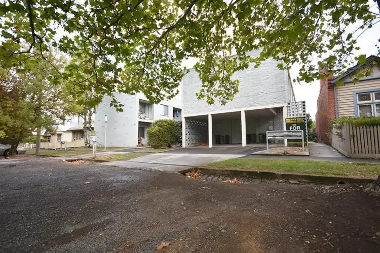 Main view of Homely unit listing, 15/318 Lyons Street, Ballarat VIC 3350