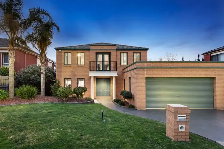 15 Sarah Court, Wantirna South VIC 3152