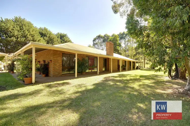 25 Nardinos Road, Yallourn North VIC 3825