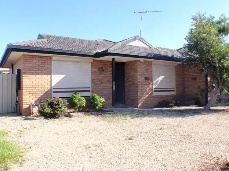 Main view of Homely unit listing, 2/37 Roseberry Avenue, Keilor Downs VIC 3038