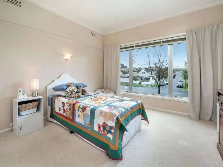 Fifth view of Homely house listing, 39 Springfield Road, Box Hill North VIC 3129