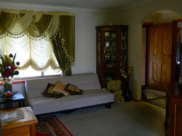Third view of Homely unit listing, 1/25 Disraeli Street, St Albans VIC 3021