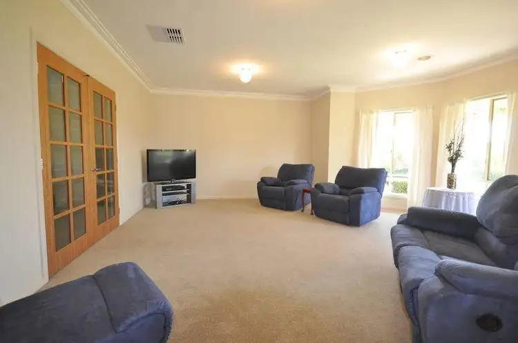 Second view of Homely house listing, 18 Hague Court, Drouin VIC 3818