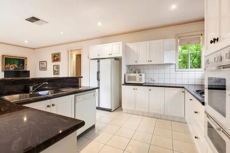 Fifth view of Homely unit listing, 1/9 Yerrin Street, Balwyn VIC 3103