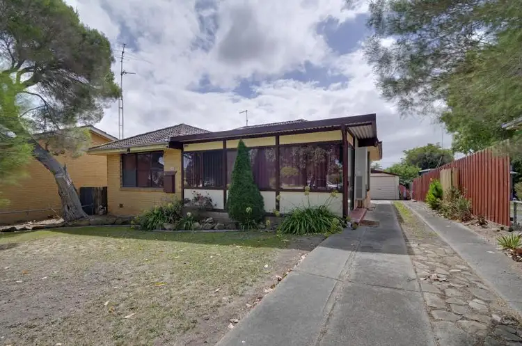 **UNDER CONTRACT**76 McDonald Way, Churchill VIC 3842