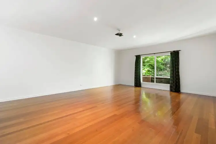Fifth view of Homely house listing, 6 Hibiscus Court, Croydon VIC 3136