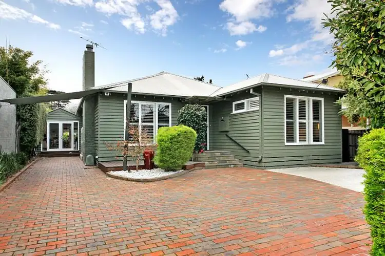 17 Erowal Street, Beaumaris VIC 3193