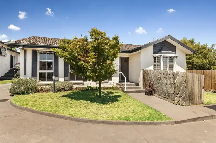 2/1-3 Friend Street, Mont Albert North VIC 3129