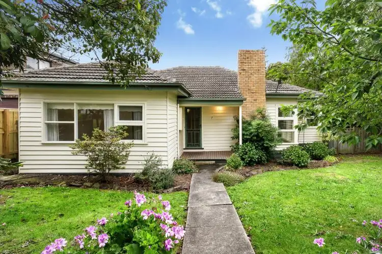 7 Brae Grove, Nunawading VIC 3131
