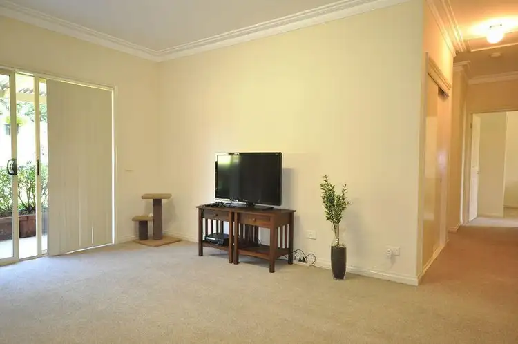 Sixth view of Homely house listing, 18 Hague Court, Drouin VIC 3818