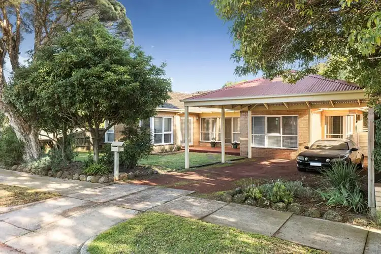 34 Donald Street, Blackburn South VIC 3130