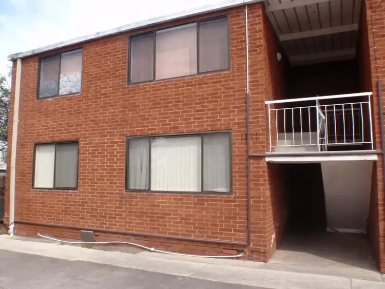 1/12 Percy Street, St Albans VIC 3021