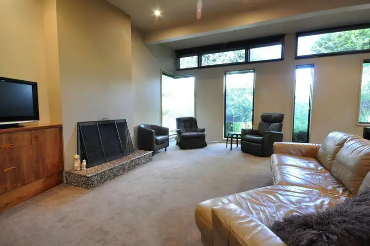 Fourth view of Homely house listing, 2/6 Hunter Crescent, Warragul VIC 3820