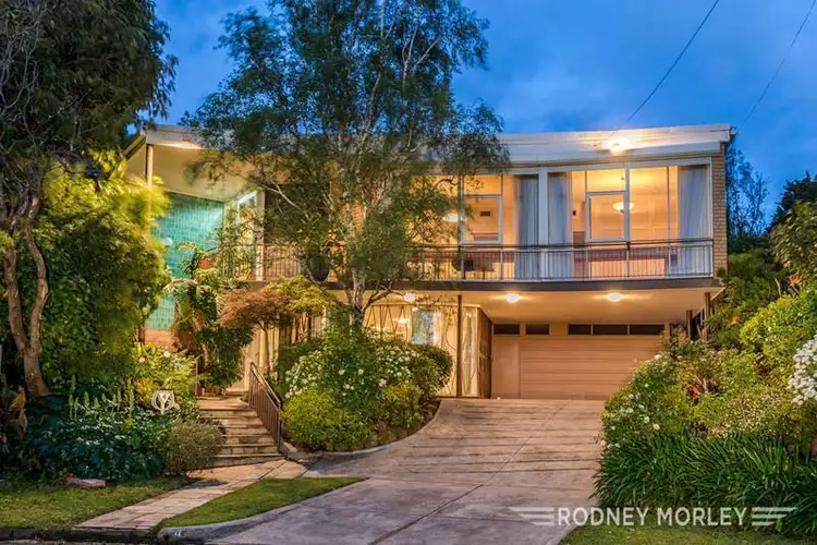 4 Nola Court, Toorak VIC 3142