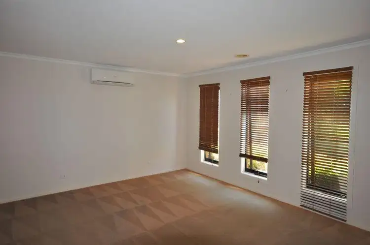 Fifth view of Homely house listing, 3 Cantona Court, Warragul VIC 3820