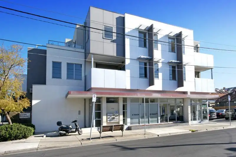 Main view of Homely apartment listing, 5/272 Albert Street, Brunswick VIC 3056