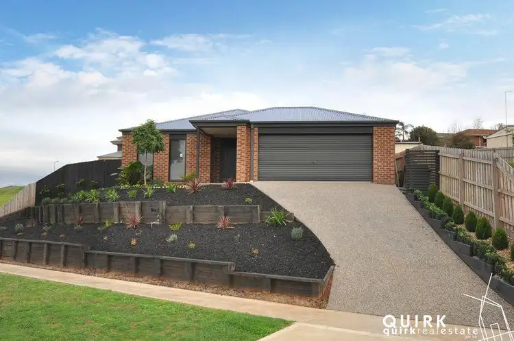 6 Melzak Way, Warragul VIC 3820