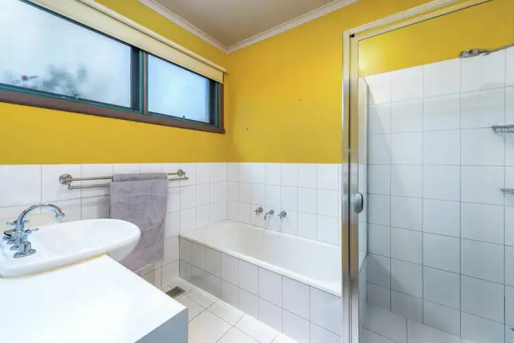 Sixth view of Homely house listing, 2 Paisley Street, Box Hill North VIC 3129