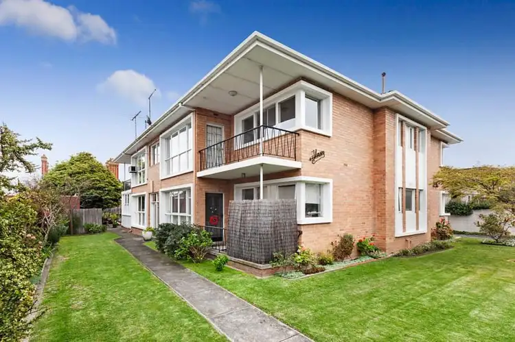 2/3 Mary Street, Kew VIC 3101