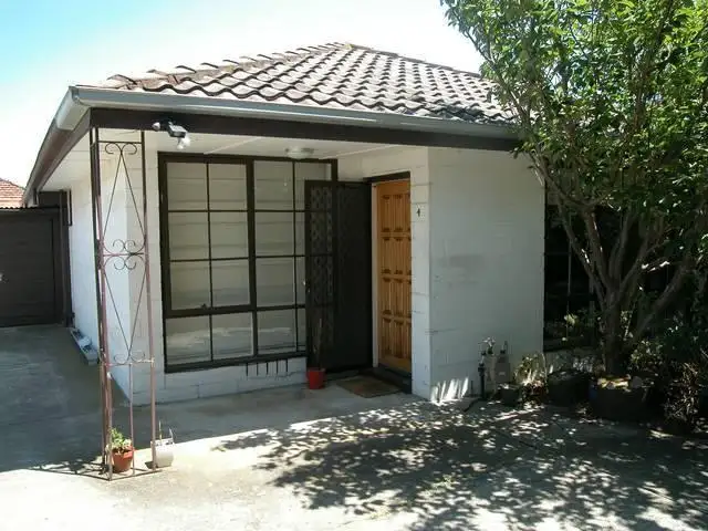 Main view of Homely townhouse listing, 4/12 Wattle Avenue, Glen Huntly VIC 3163