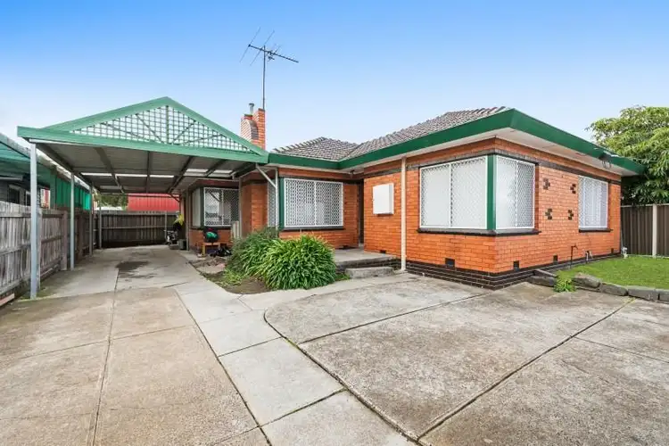 18 Alexina Street, St Albans VIC 3021