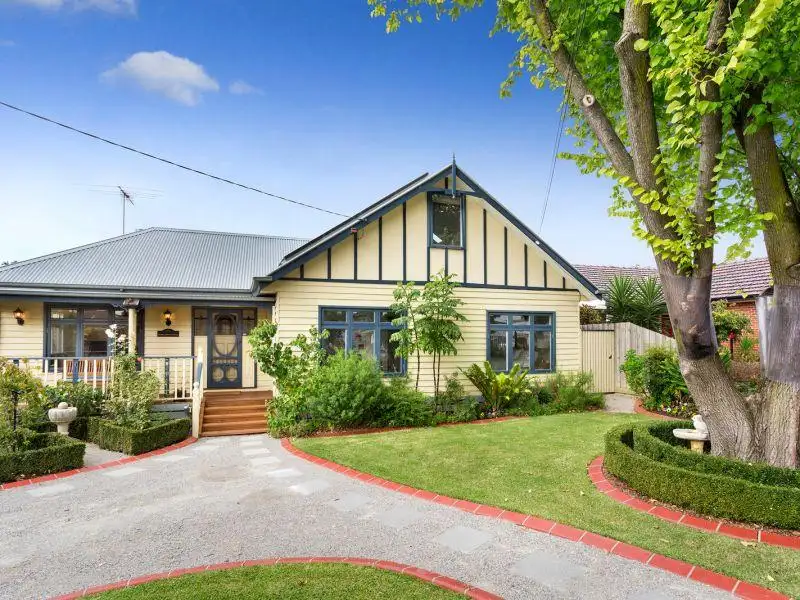 Main view of Homely unit listing, 1/19 Shawlands Avenue, Blackburn South VIC 3130