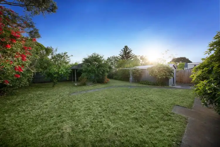 Third view of Homely house listing, 7 Flinders Street, Heidelberg Heights VIC 3081