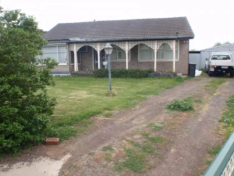 32 Garfield Street, St Albans VIC 3021